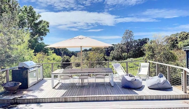 "Red Hill Lane"5BedroomVineyard&RuralValleyViews