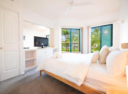 Reefside Escape in Cairns North