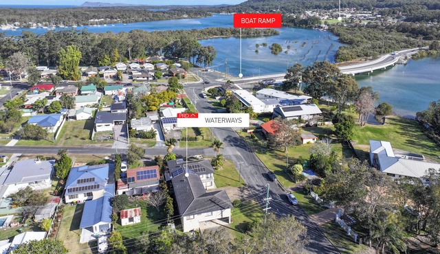 Renovated unit close to river, beach and cafe's-The perfect weekend getaway!