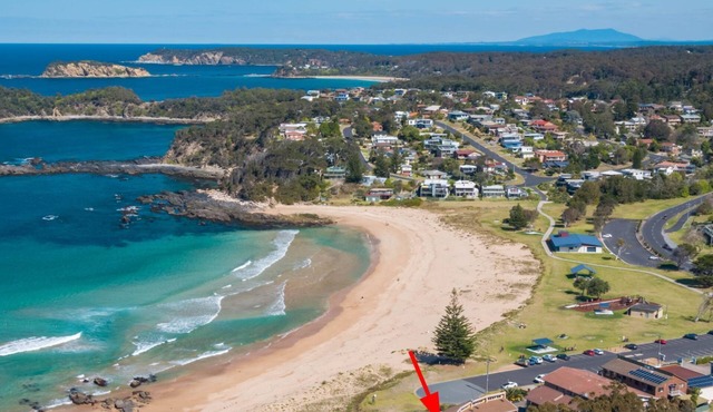 Retreat Beside The Beach - Unit Five