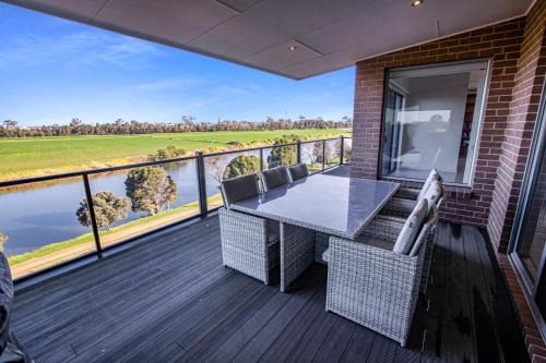 Riverside Haven