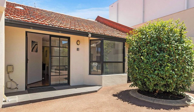 Riverside Living*1BR Villa*Swan River*Applecross*