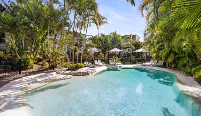 Riverside Rest on Noosa River