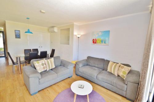 Riverview Holiday Waterfront Apt 19 - Ground Floor- Kalbarri WA