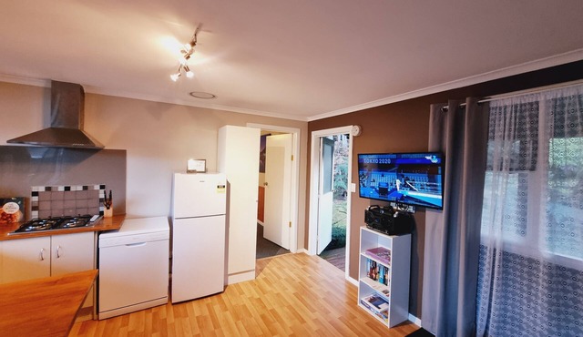 Roland Spa Cottage