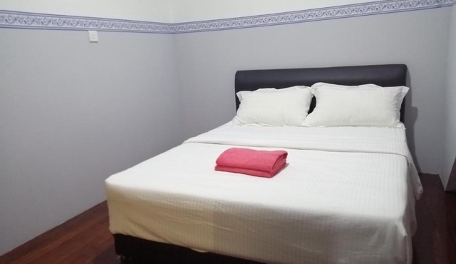 Room in BB - Amida Point Services