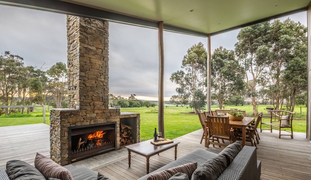 Rushy Creek Farm - scenic, peaceful rural retreat