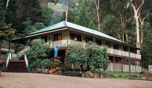 Rustic Refuge Guesthouse