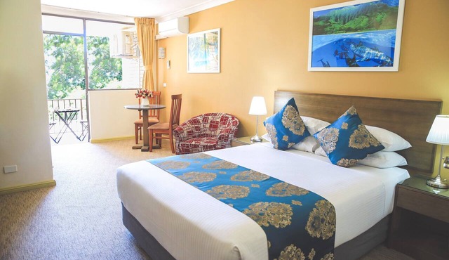Ryde Inn