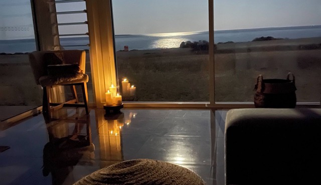 Sanctuary on Point - Luxury oceanside property - every room has a view!