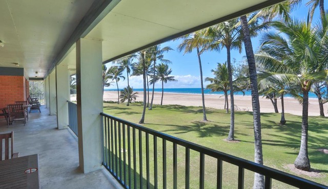 Sarina Beach Motel
