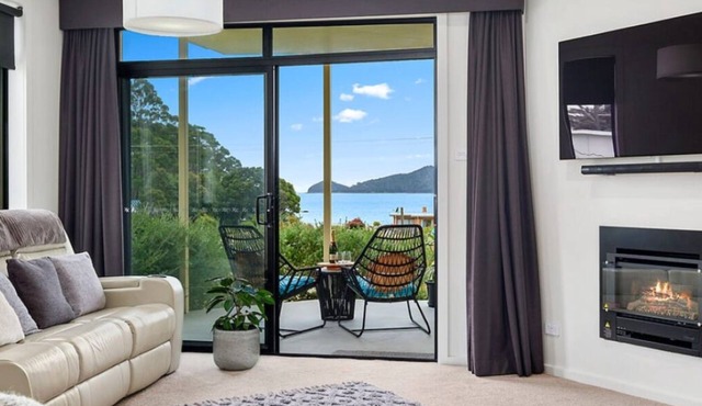Seabreeze Cottage
