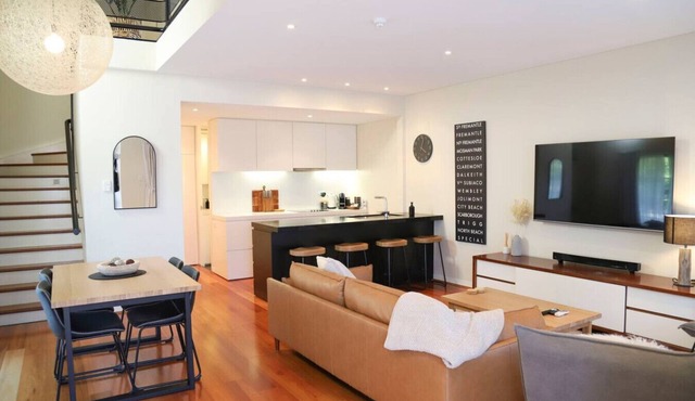 Seabreezes South Fremantle - Cafe and beach lifestyle