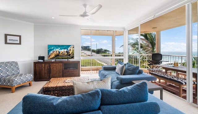 Seamist 6 - Apartment w/Ocean views, 80m to beach