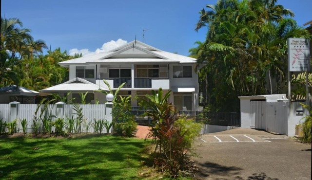 Seascape Holidays Apartments at Tropic Sands Three Bedroom