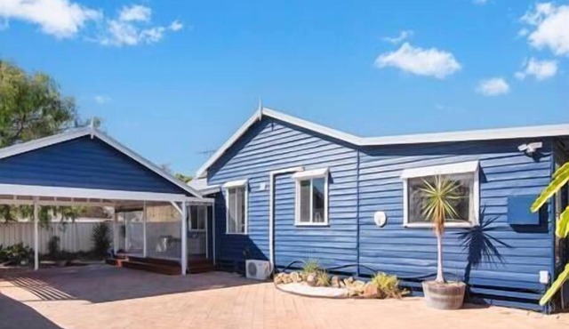 Seashells Beach house on Dorset