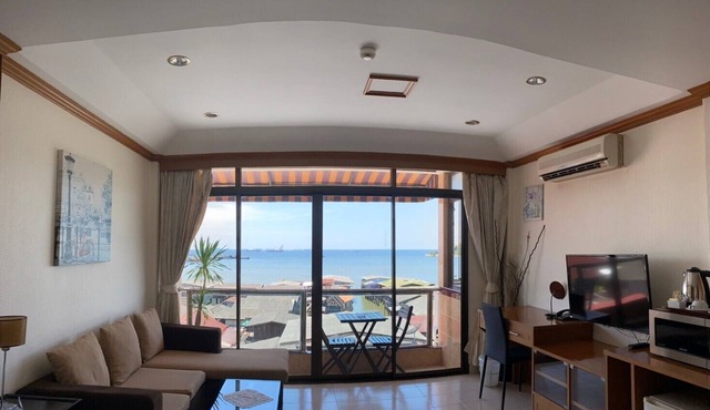 Seaview Sriracha Hotel in Si Racha