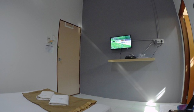 Semarak Beach Inn