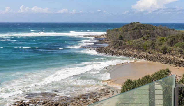 Shadows Suite - Oceanstays- Oceanfront- Pet Friendly