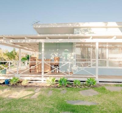 Shellwater at Sellicks Beach Large Double Block Coastal Family Getaway