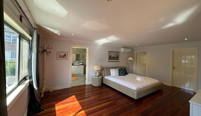 Shine House