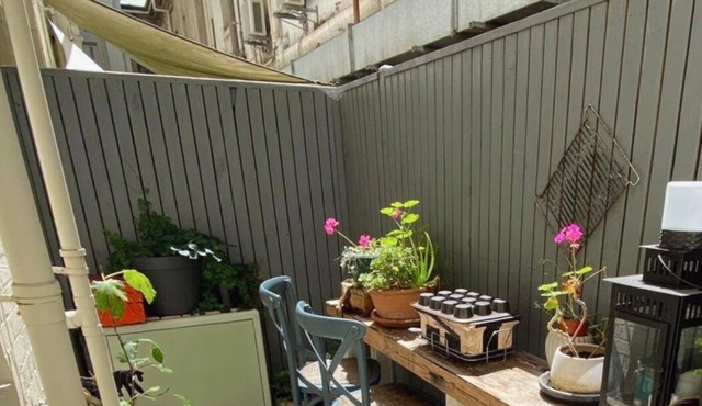 SHORT-TERM ST. KILDA SUBLET AVAILABLE: JAN 15 - FEB 5nn