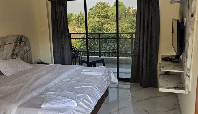 Shrikar Resort
