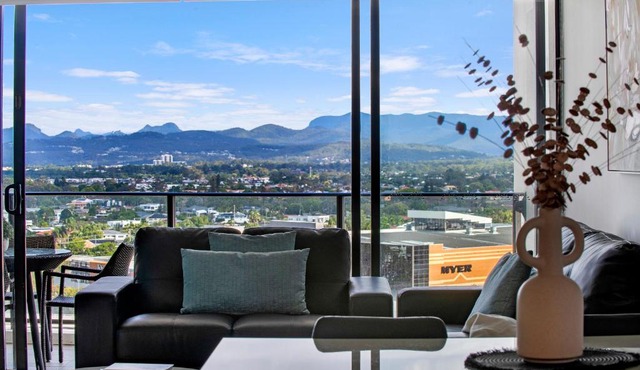 Sierra Grand Broadbeach - Walk to Beach & Pacific Fair - Hosted by wowstay