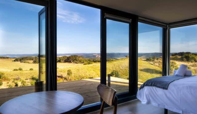Sky Ship 1 - Luxury Off-Grid Eco Accommodation