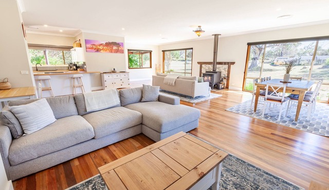 Snowy Mountains Hideaway with plenty of space to relax after a day of adventure.