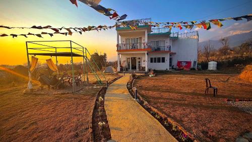 Solo Monkey Hostel Bir - formerly Social Monkey Hostel in Bīr
