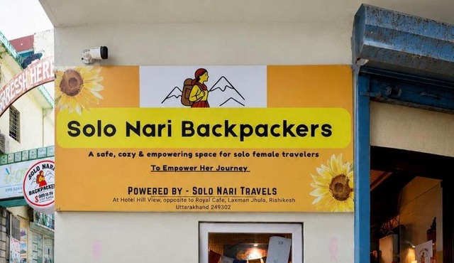 Solo Nari Backpackers Rishikesh in Rishīkesh