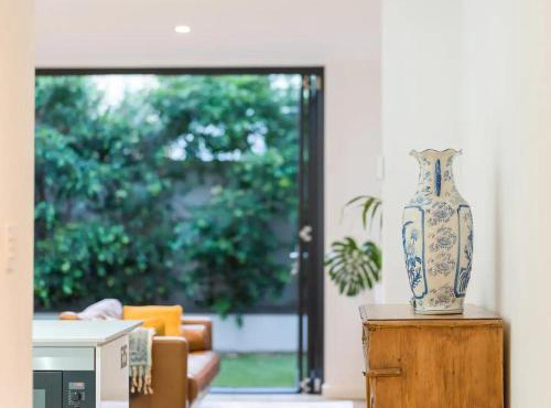 Sophisticated art deco in the heart of Toorak in Melbourne