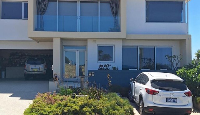 Sorrento Bluewater Apartment