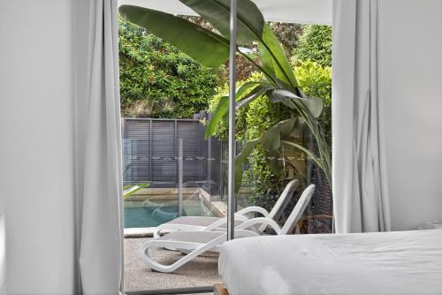 Soul at Sunshine private pool