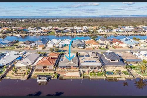 Southern River Canal Retreat