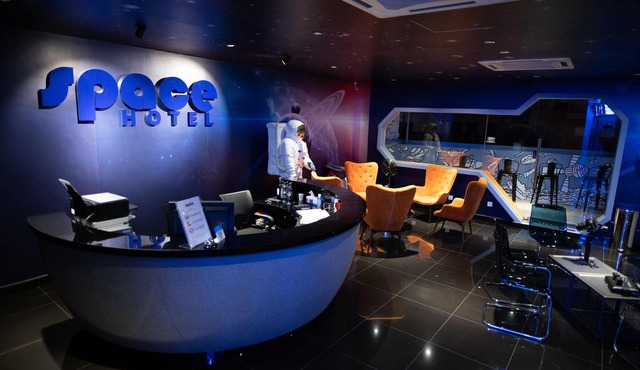 Space Hotel