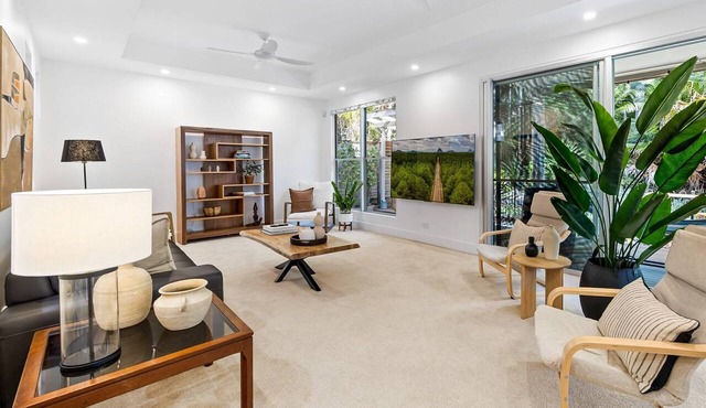 Spacious 3-Bed Home with Patio Near Beach