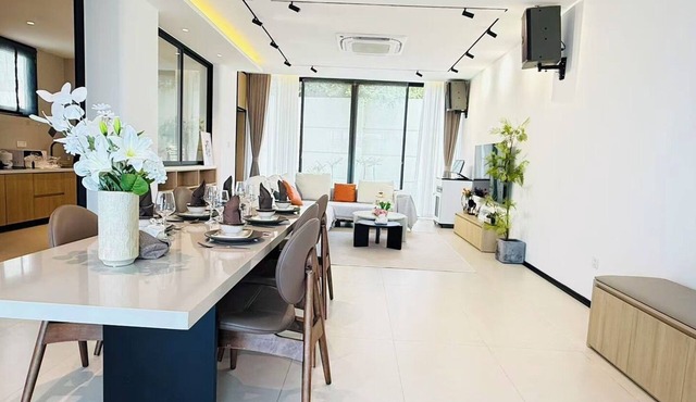 Spacious 4-bedroom house in pleasant Muang Pattaya J21 in Muang Pattaya
