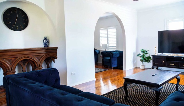 Spacious 4BR Home | Games Room & BBQ