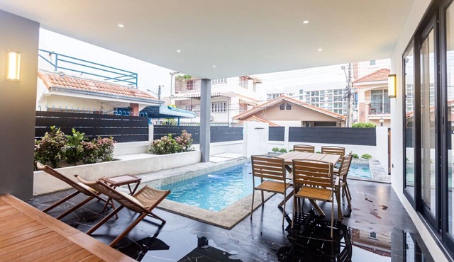 Spacious 5-bedroom house in beautiful Muang Pattaya 162/45 in Muang Pattaya