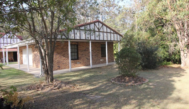 Spacious and comfortable: Gateway to Queensland's Sunshine Coast and Hinterland.