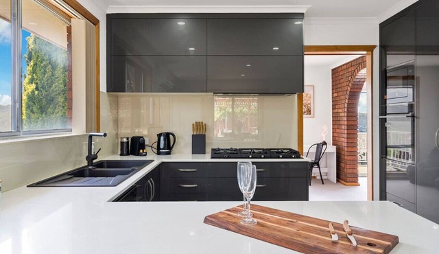 Spacious Family Home with Views