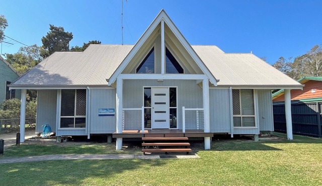 Spacious Flinders Home With Beautiful Bush Outlook
