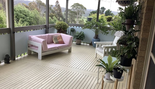Spacious house 5 minutes drive to the beach