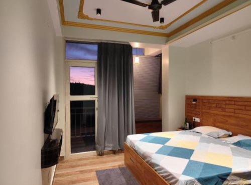 Starry Summit Suites in Shimla