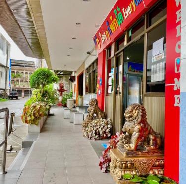 Station Hotel in Trang