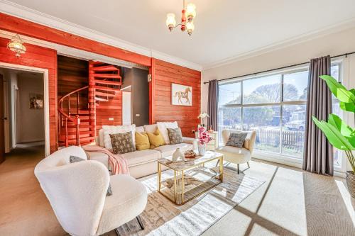 StayAU Private Two-Storey 6 Beds House Wendouree