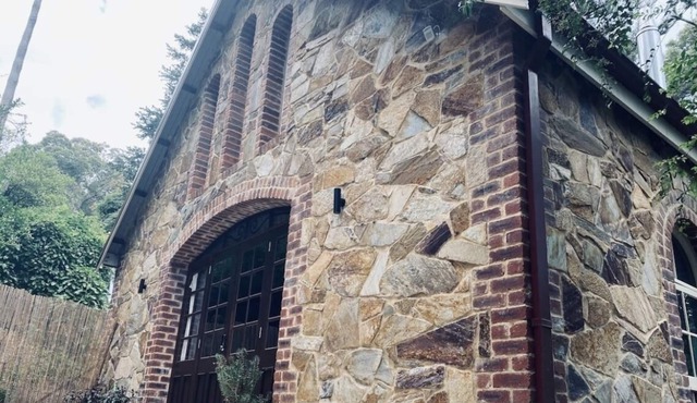 Stone cottage in Perth Hills