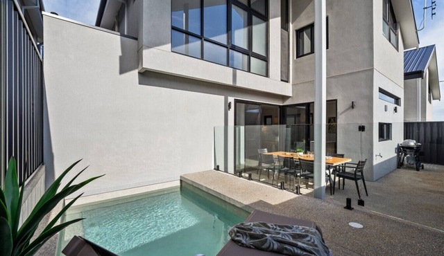 Stone River Villa 3 | Relaxed Stay | Heated Pool